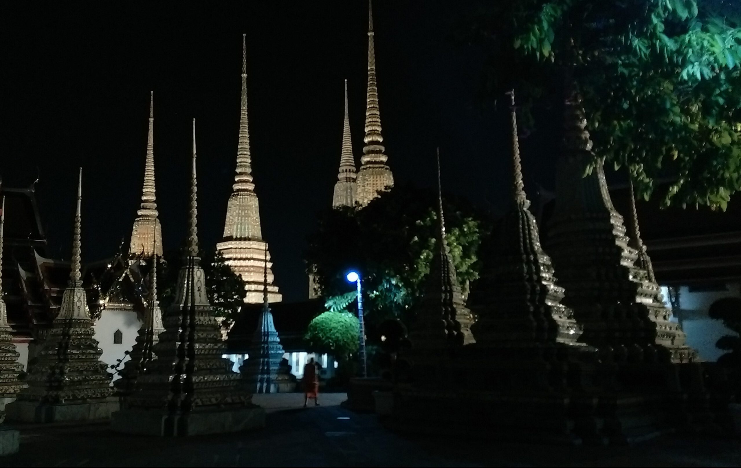 Wat Pho by night