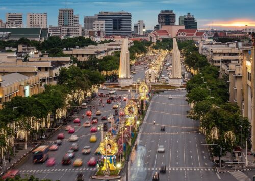 Ratchadamnoen Avenue where 14th octorber memorial located