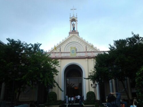 francis xavier church close to vietnamese food at samsen