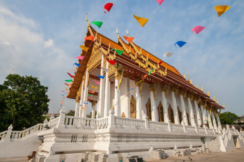 Wat Khae Nang Loeng