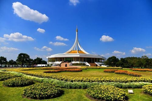 Rama 9 Park, Rod Fai Night Market, wat bang na nai